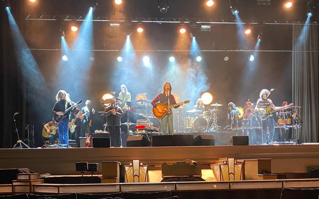 Band on stage for soundcheck