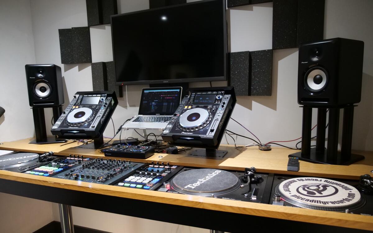 Right side shot showing the speakers and sound proofing of the Allen & Heat Studio