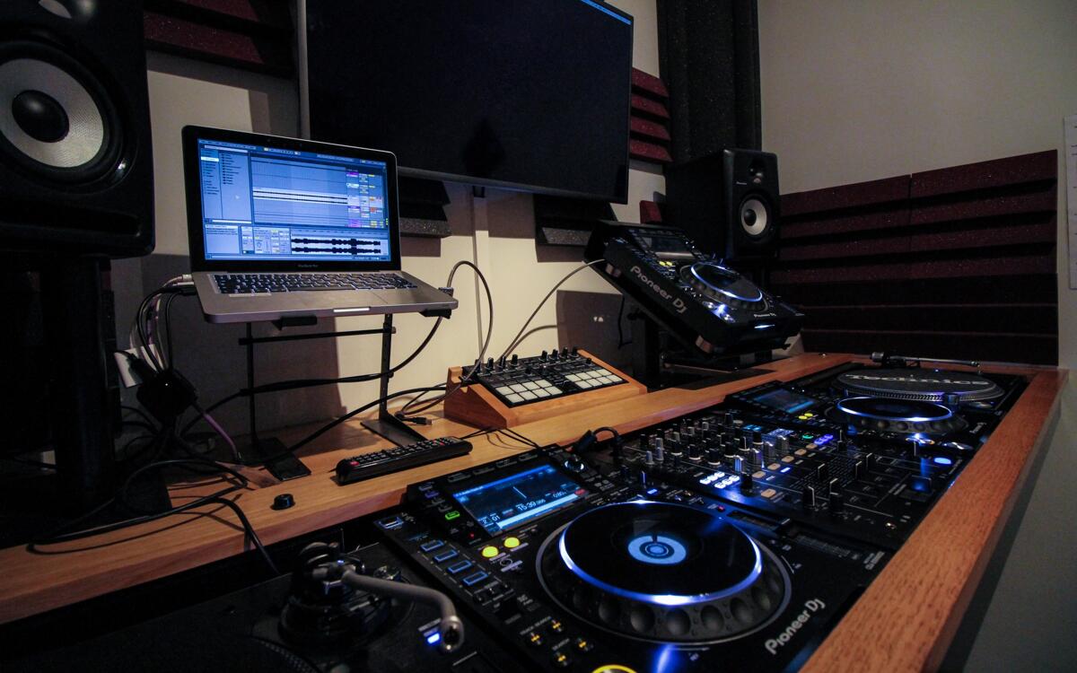 Pioneer Booth at Spirit Studios